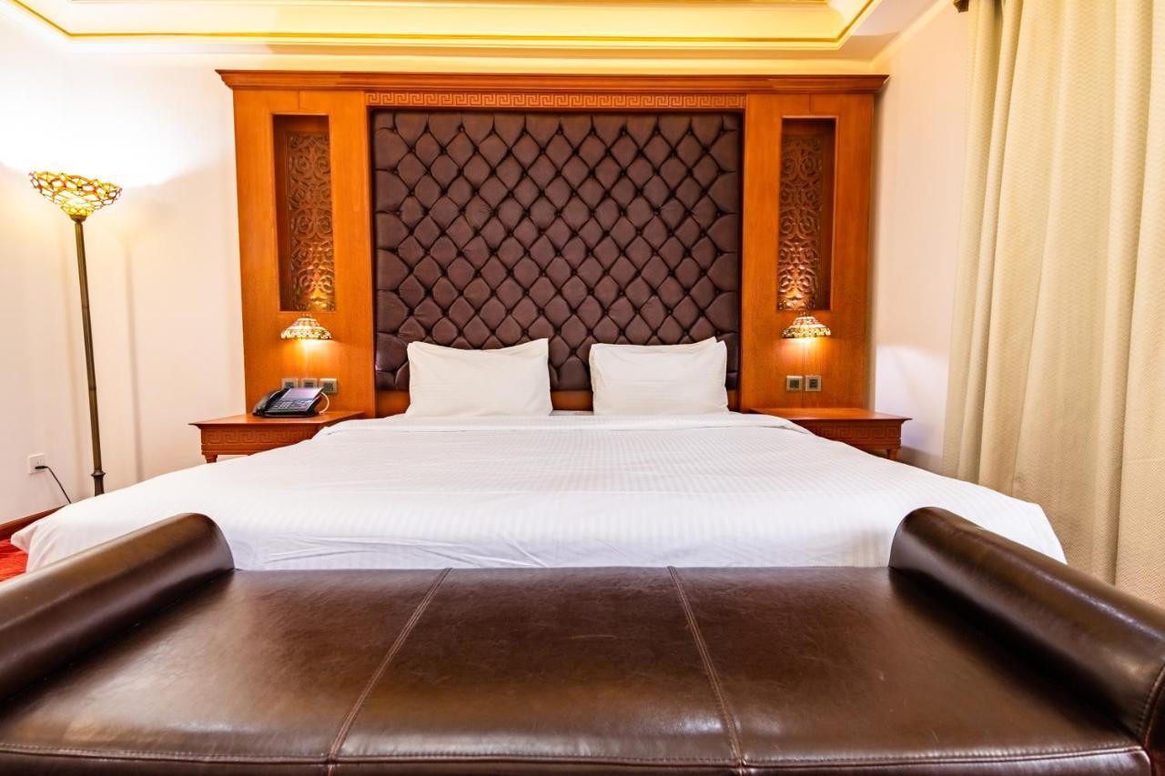 The Platinum Hotel Маскат Экстерьер фото